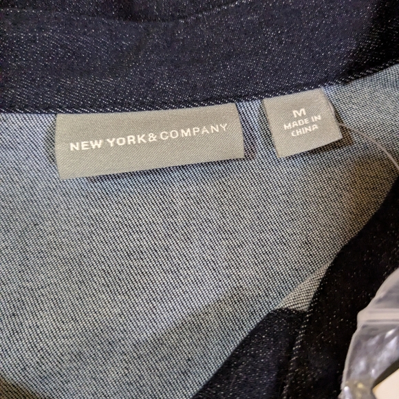 NWT! New York & Co. Dark Blue Denim Floral Embroidered Dress Midi Shirtdress MED - Picture 2 of 15